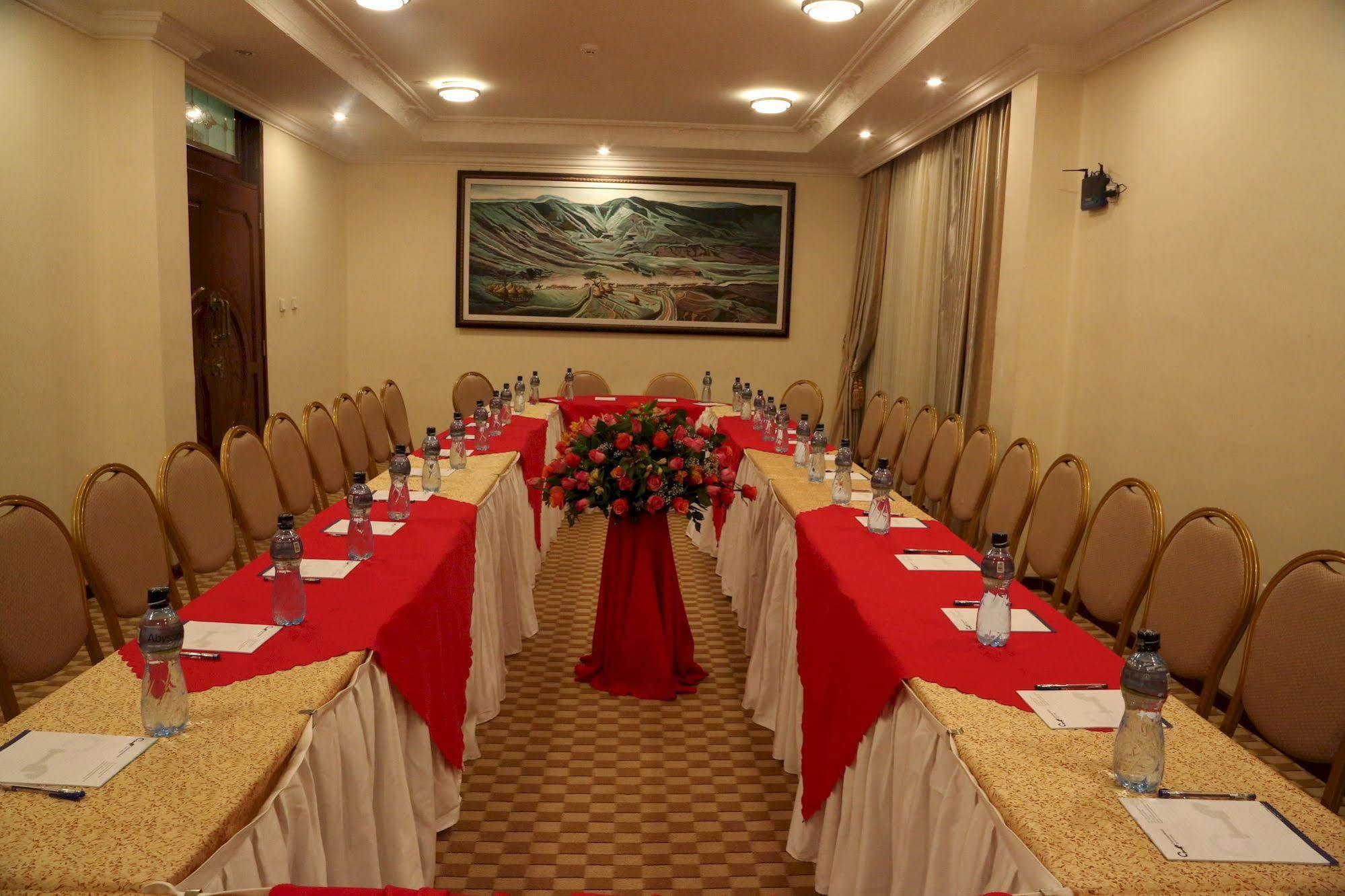 Caravan Hotel Addis Abeba Eksteriør bilde